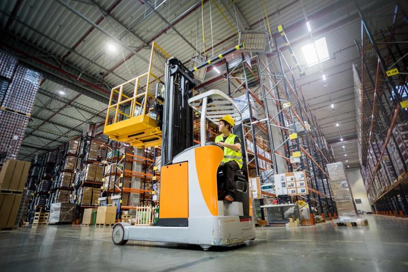 forklift tracking